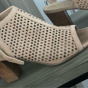 Unisa Tan Perforated with Stacked Heel